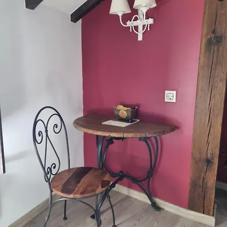 La Casa Encanto Pensión Espinosa de los Monteros