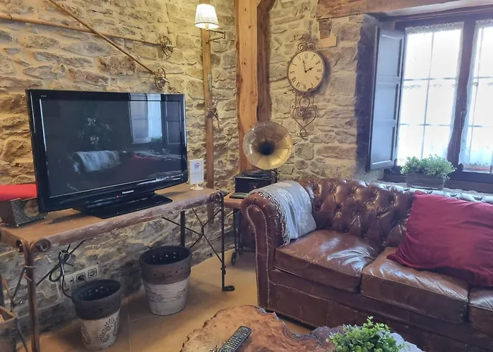 Affittacamere Rural La Casa Encanto Espinosa de los Monteros